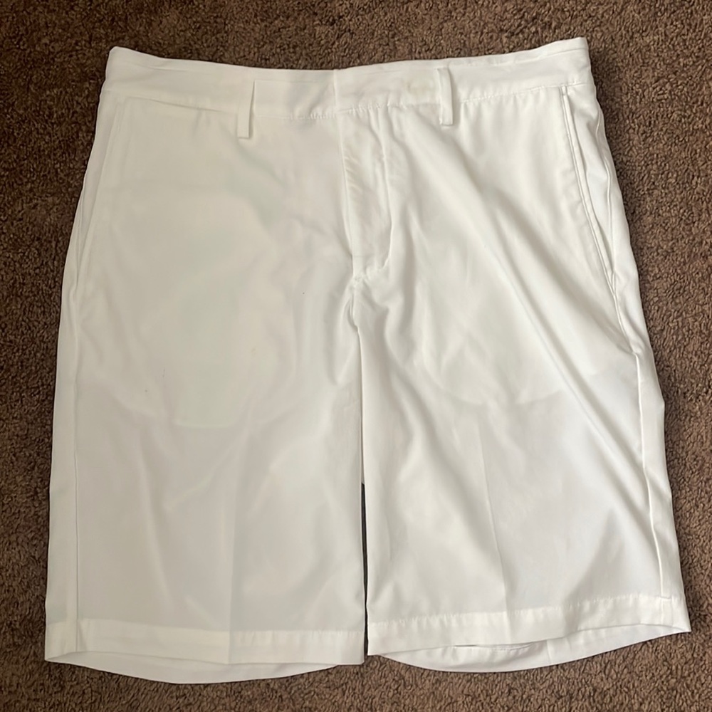 Men’s Nike golf shorts, Dri-Fit